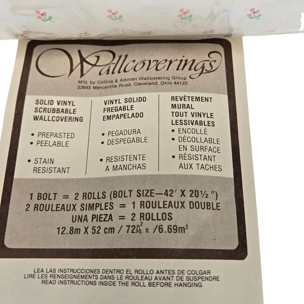 WALLCOVERINGS By Collins & Aikman Pre-pasted vinyl wallpaper Pink Floral Vintage